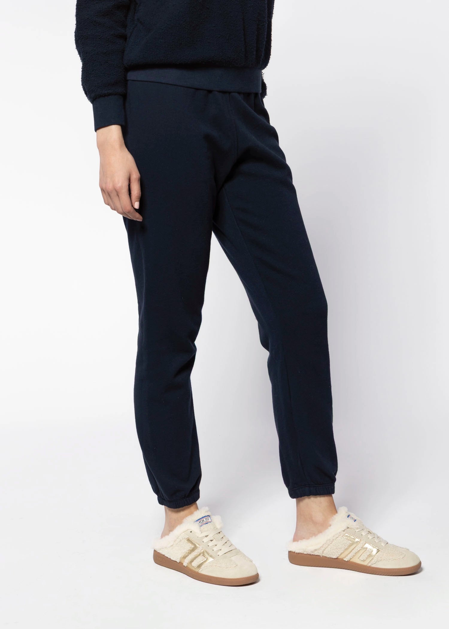 swatch_Navy johnny sweatpants