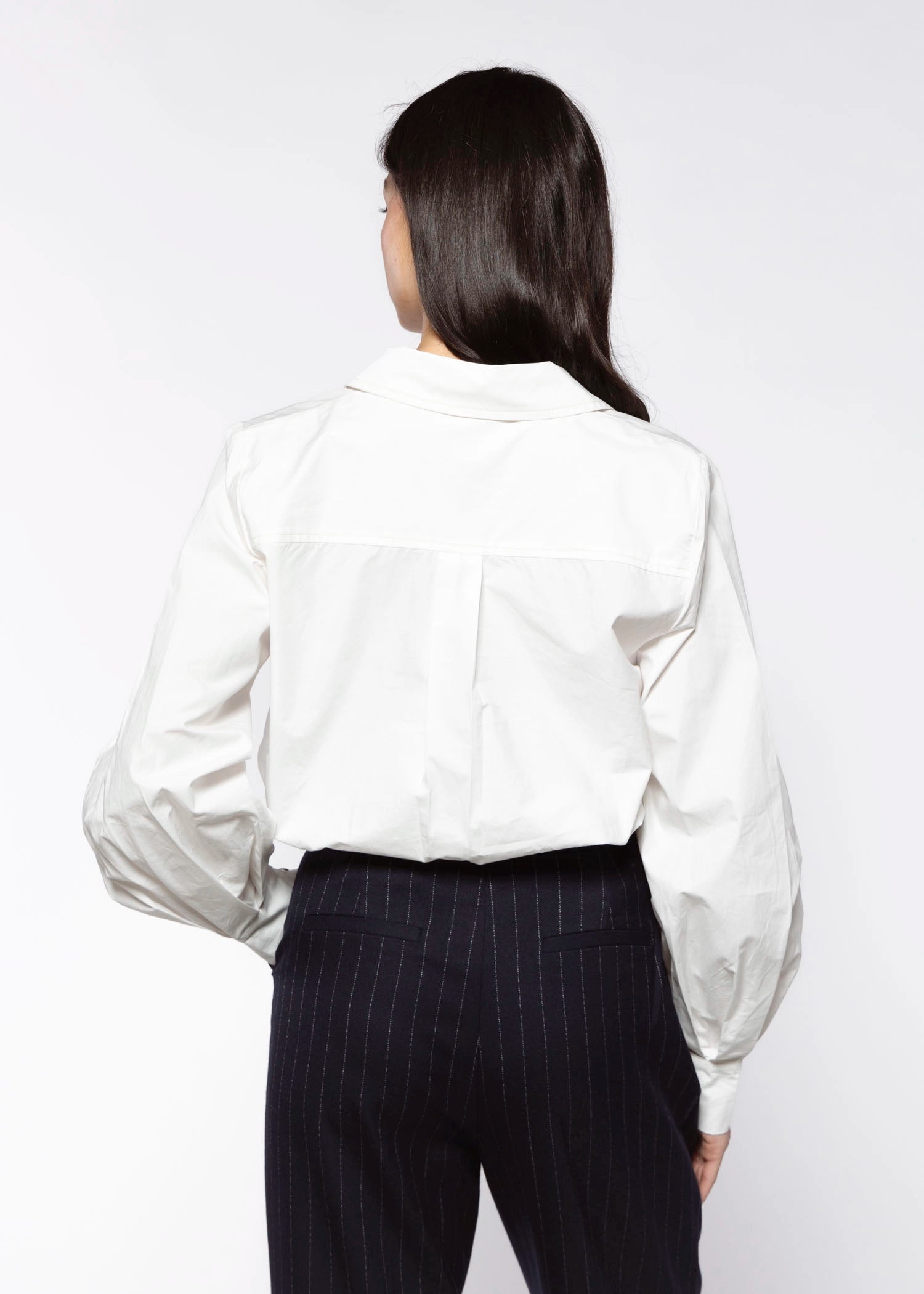 swatch_White button down shirt