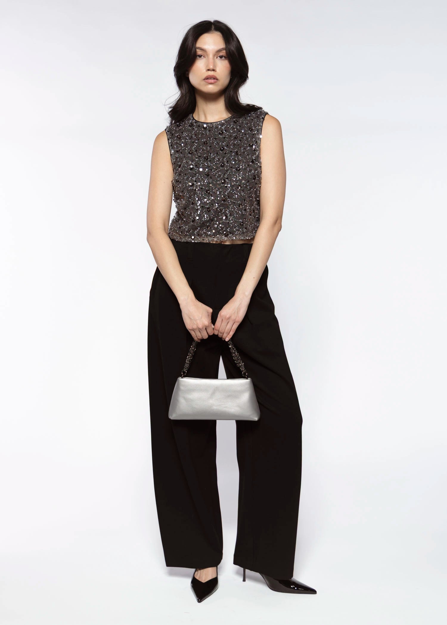 swatch_Silver crystal handle bag