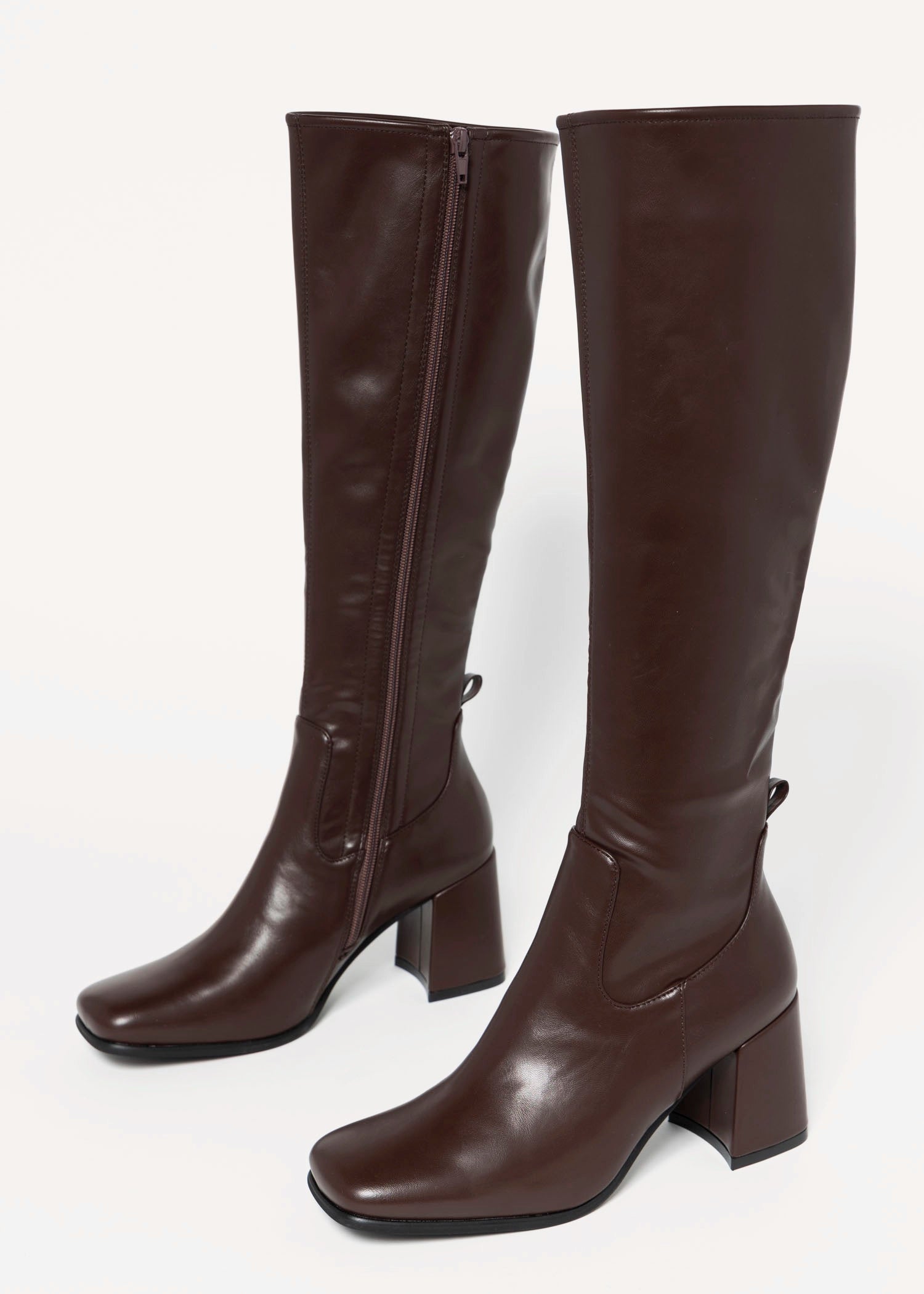 swatch_Coffee hot lava knee high boot