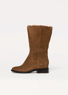 swatch_Chestnut suede kedra waterproof boots