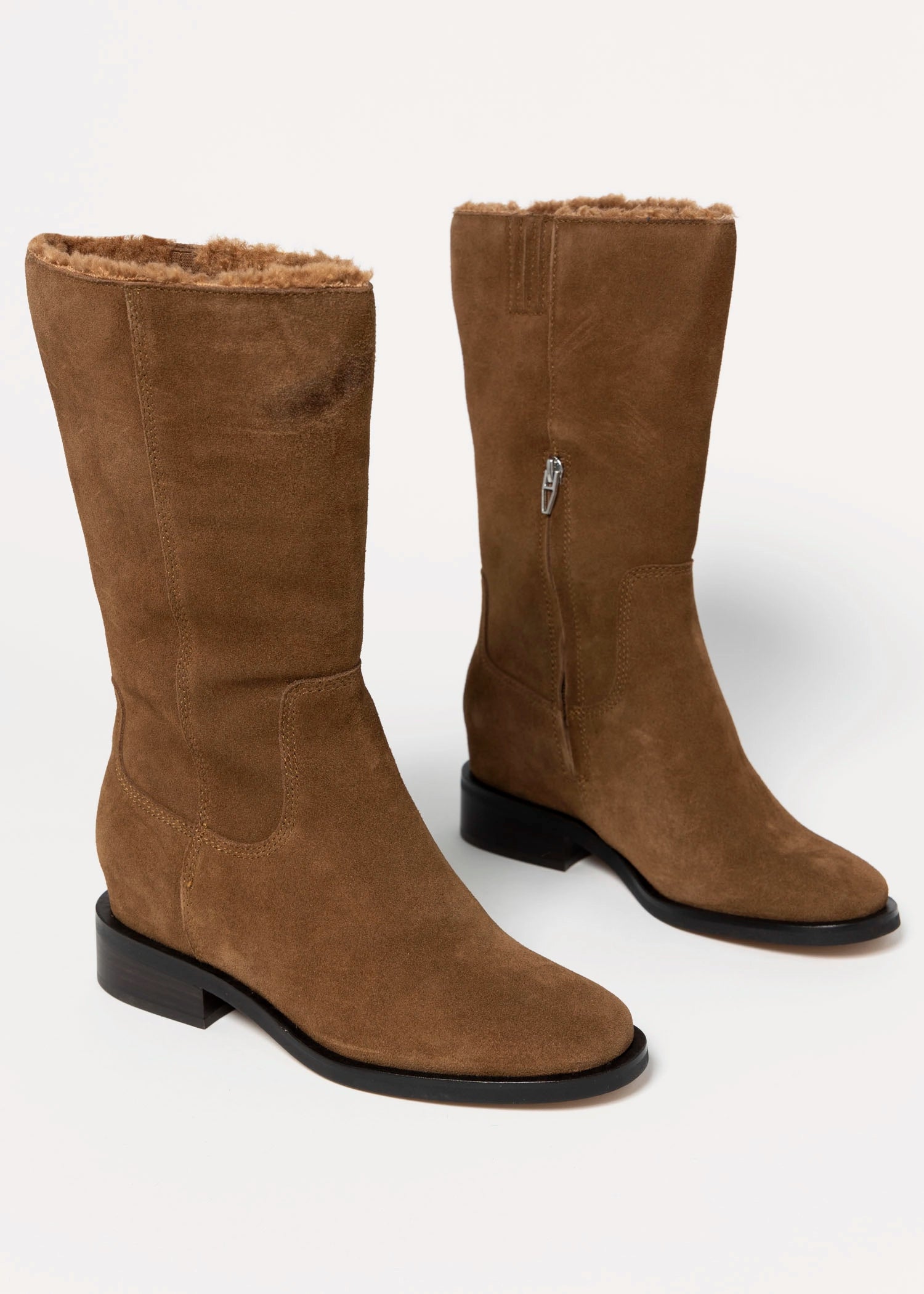 swatch_Chestnut suede kedra waterproof boots
