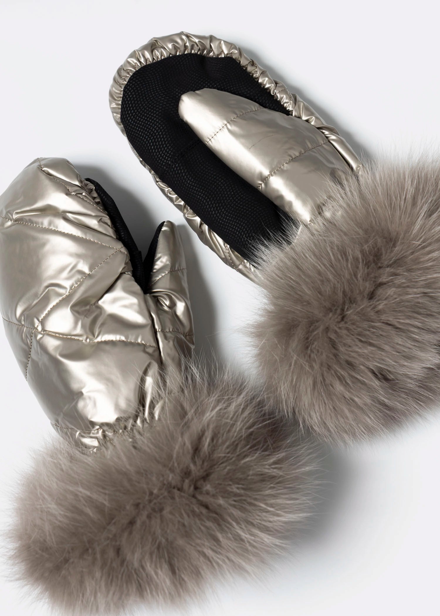 swatch_Champage nylon and fur puffer gloves