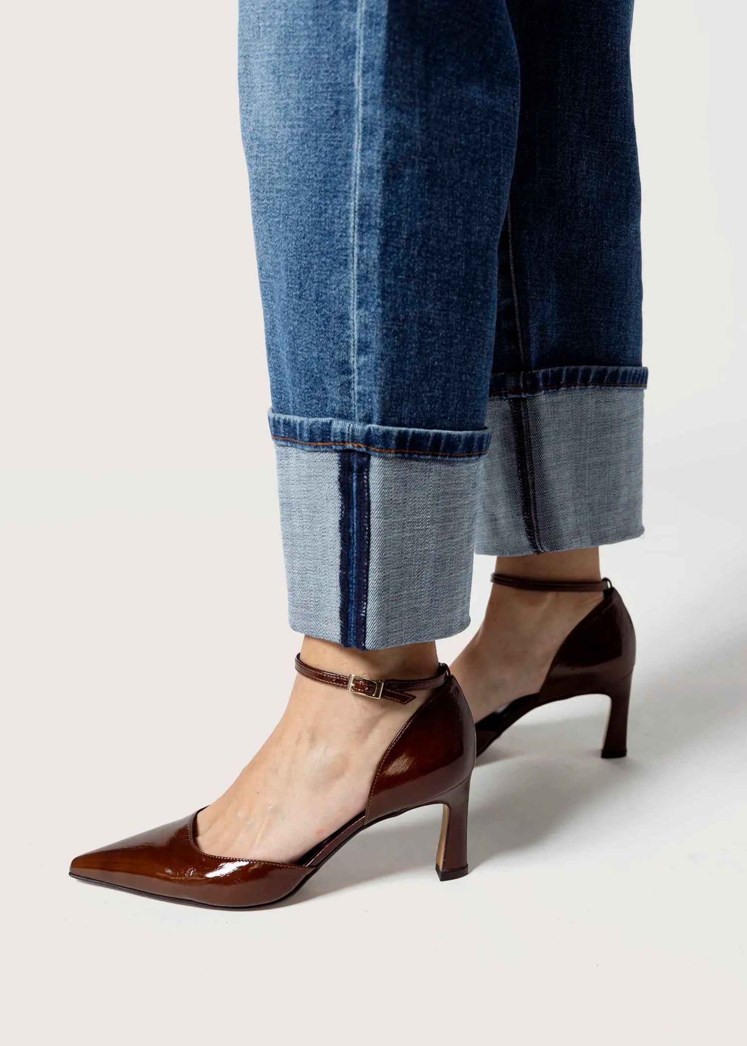 swatch_coffee patent halle dress pump heels