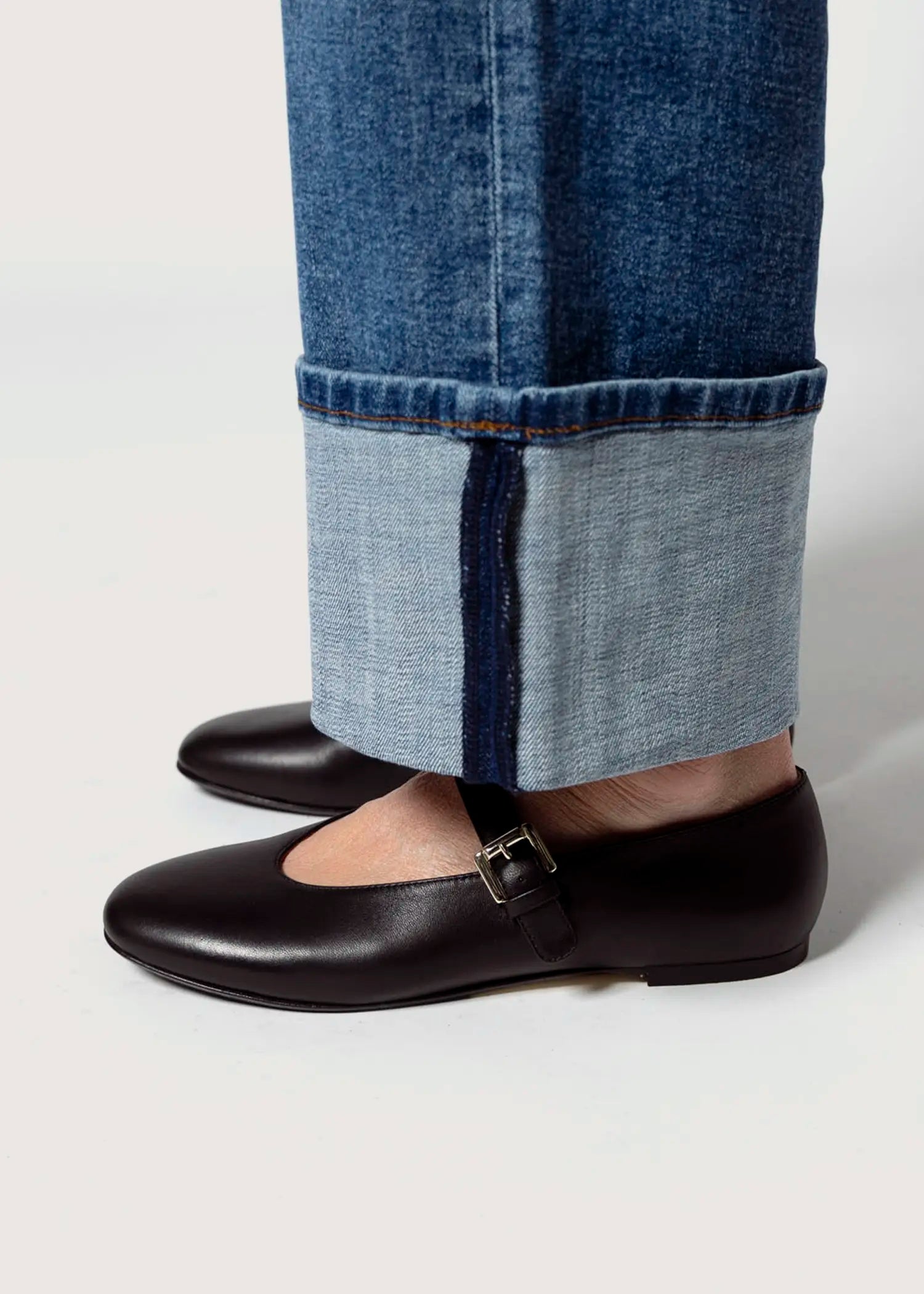 swatch_black leather leather mary jane flat shoes