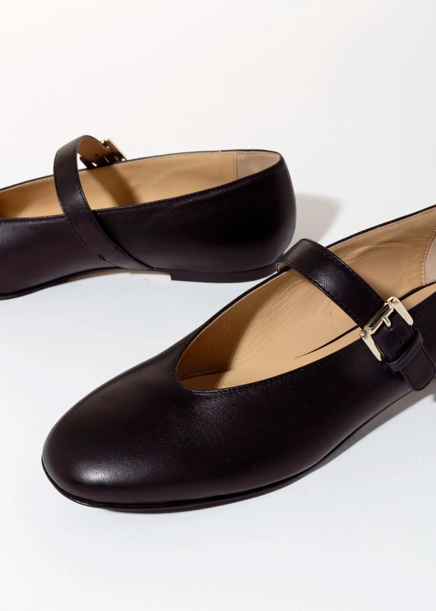 swatch_black leather leather mary jane flat shoes