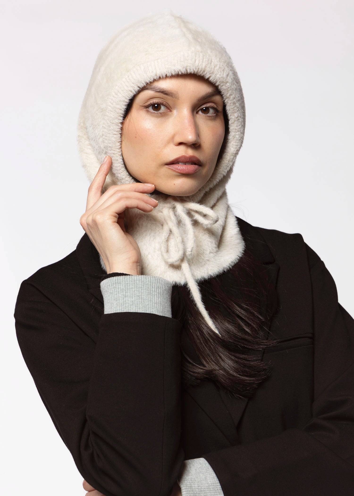 swatch_Cream fuzzy balaclava