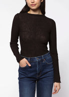 swatch_Black only us crinkle top