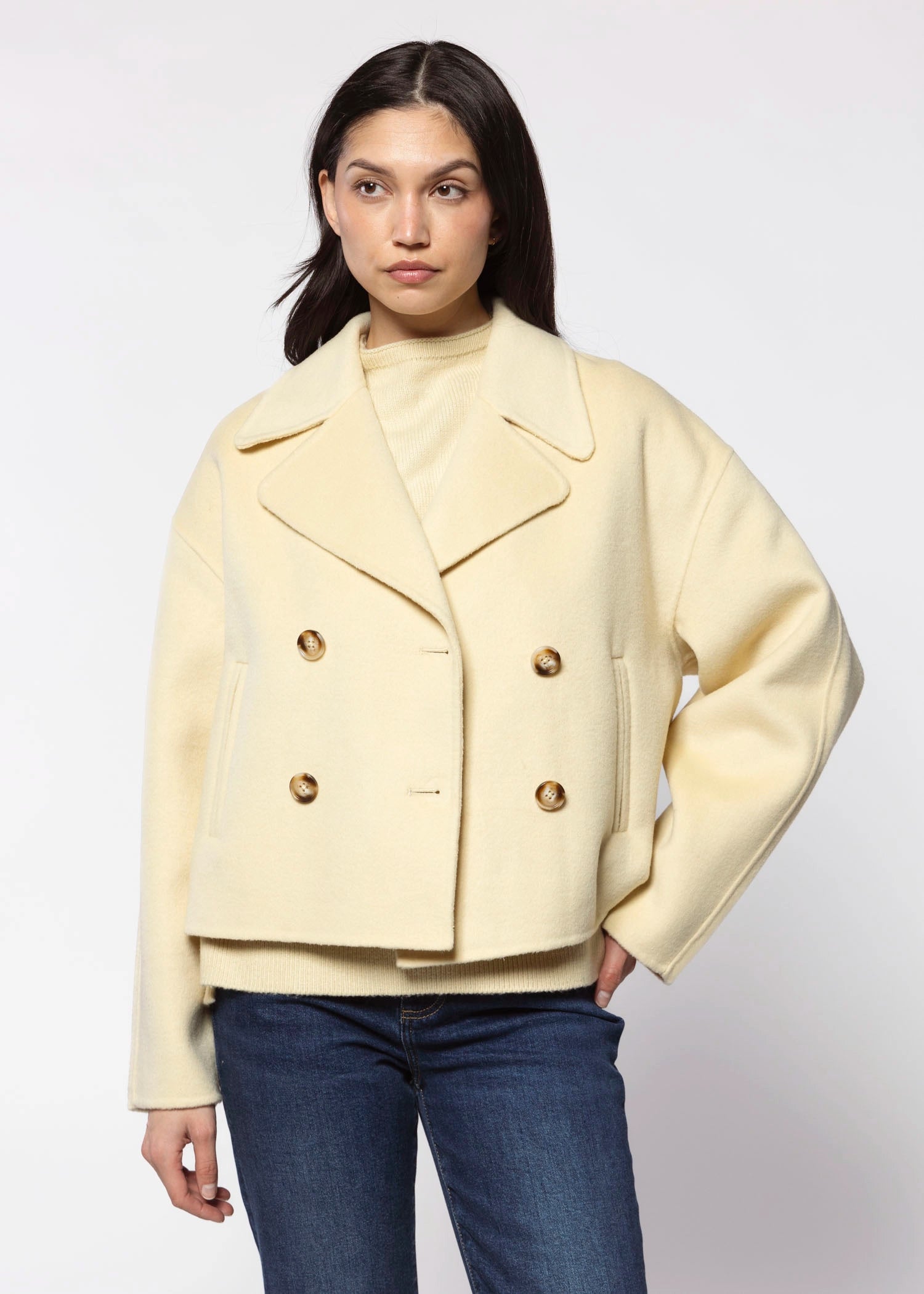 swatch_Butter karlie wool jacket