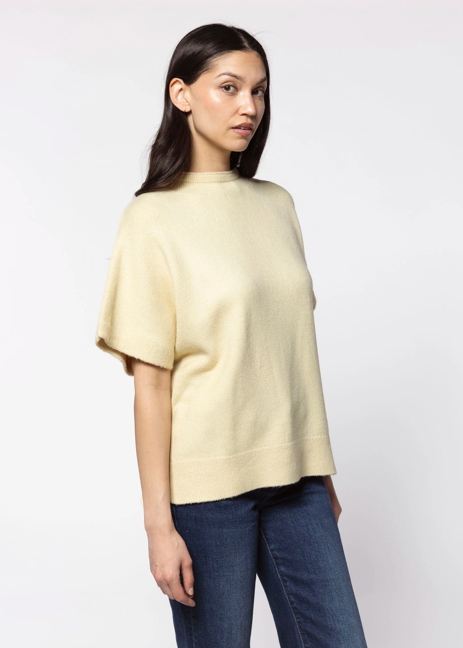 swatch_Butter easy layering sweater