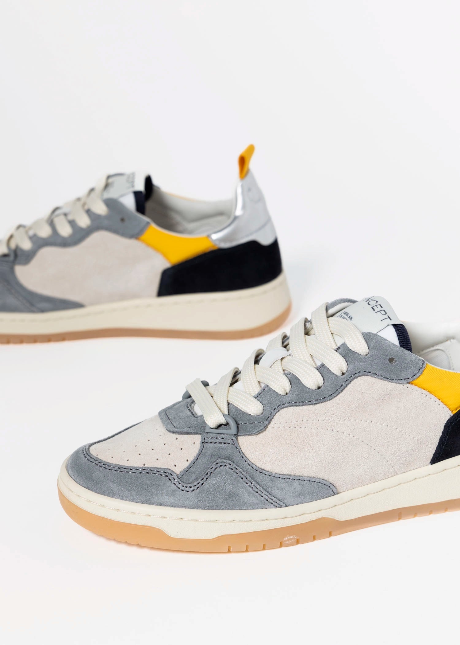 swatch_Shale Multi phoenix sneaker