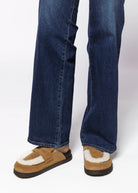 swatch_Chestnut tomlin suede mule