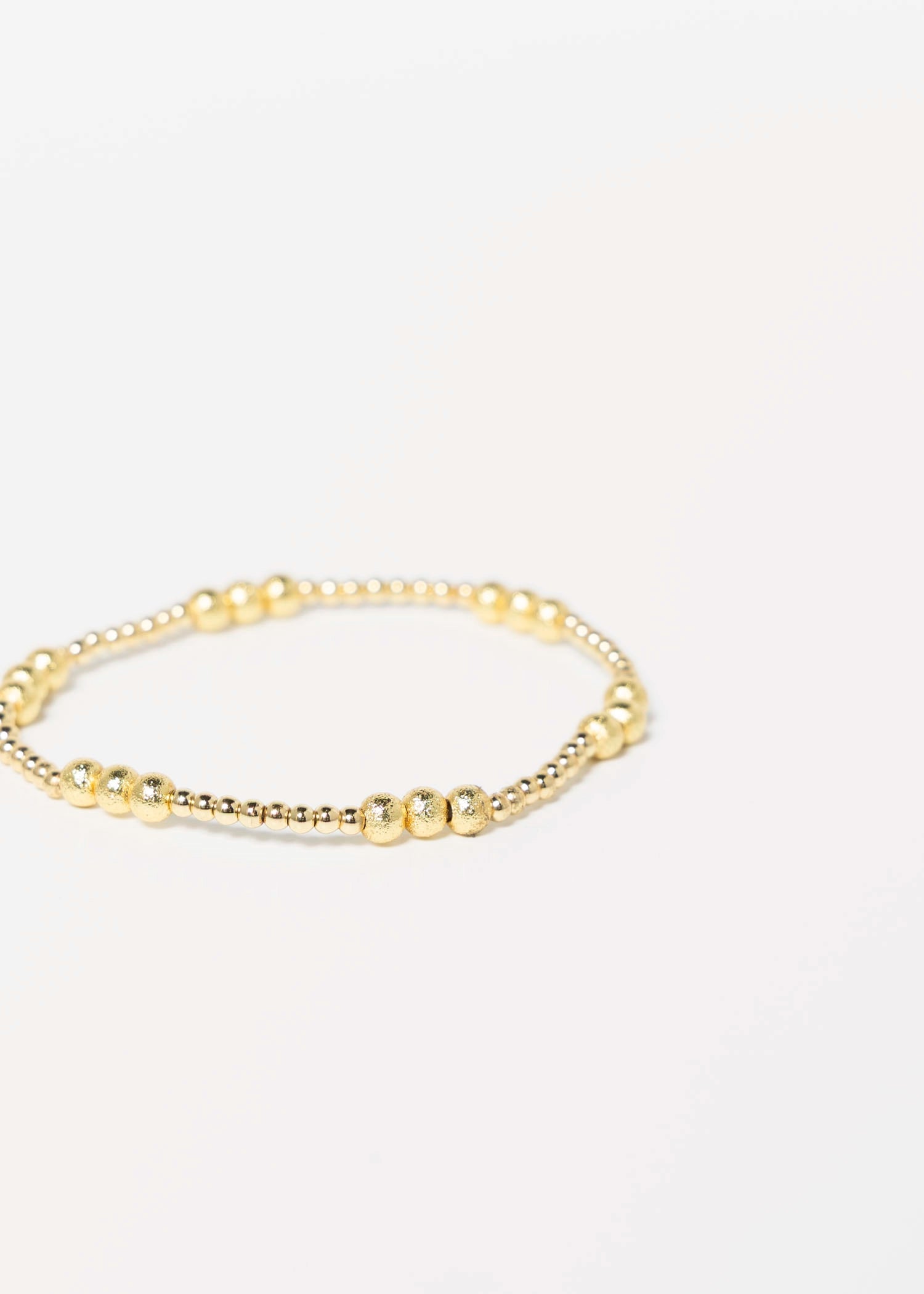 swatch_Gold stretch bracelet