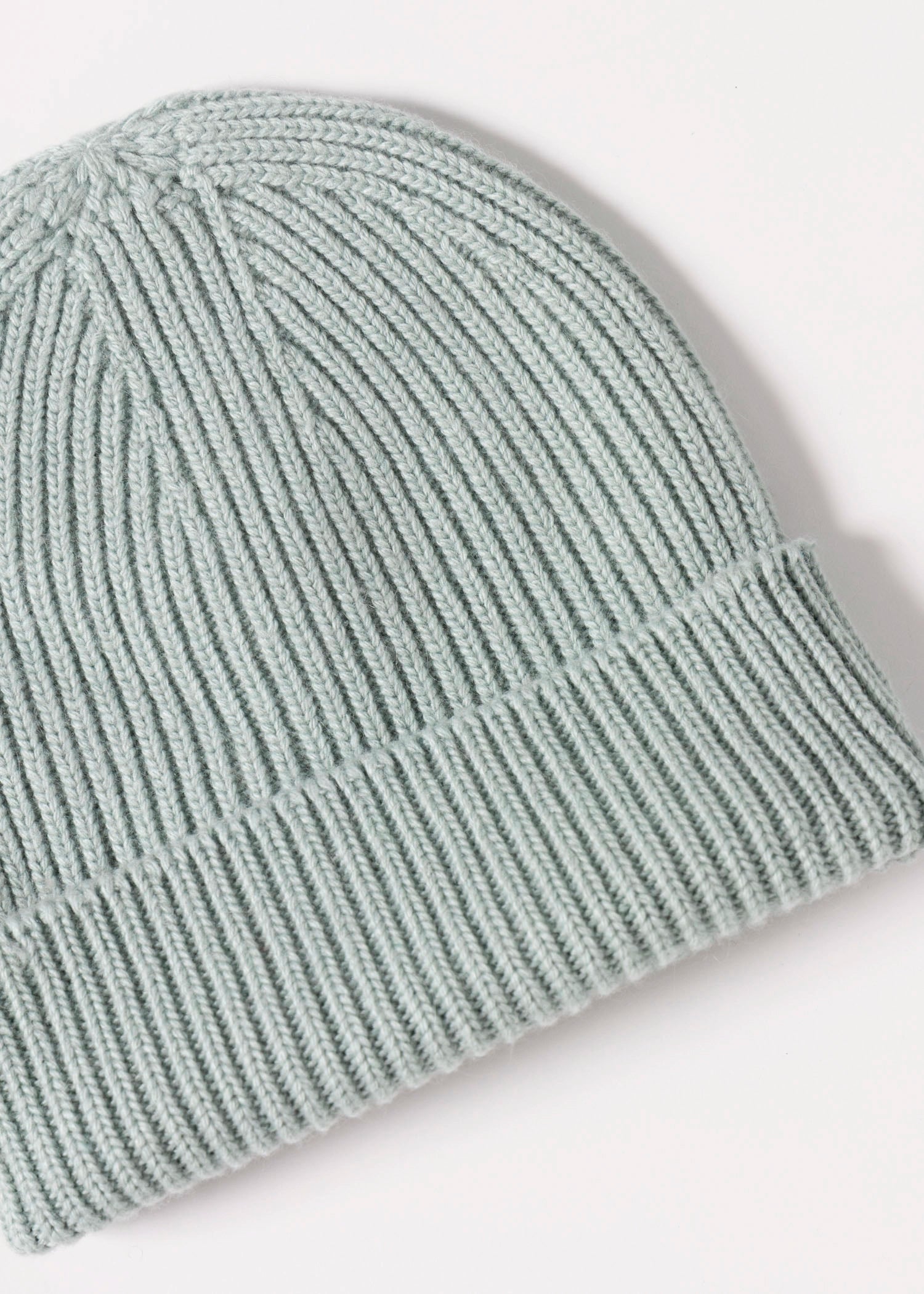 swatch_Mint cashmere blend beanie