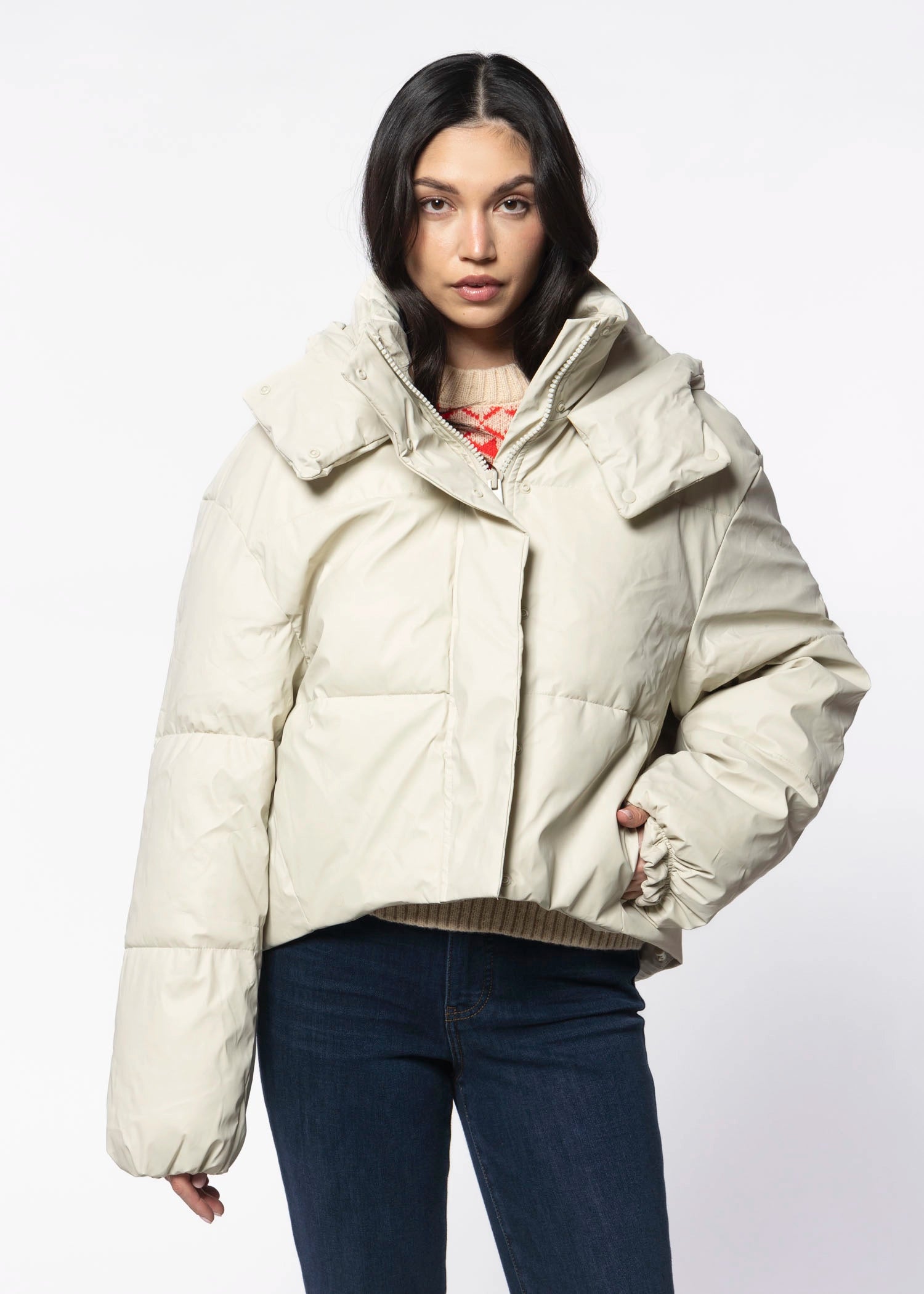 swatch_Bone puffer jacket