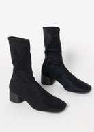 swatch_Black livia stretch boots