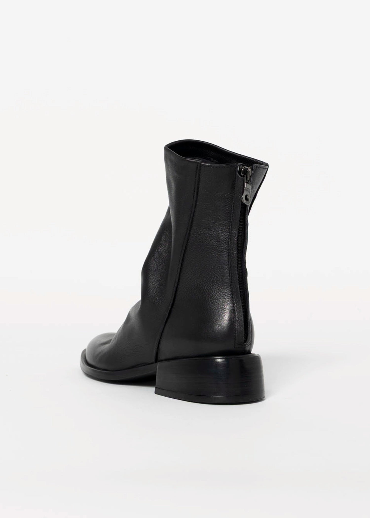 swatch_BlackLeather ankle boot