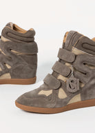 swatch_Taupe Suede mavis sneaker