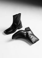 swatch_Black Leather blanca ankle boots