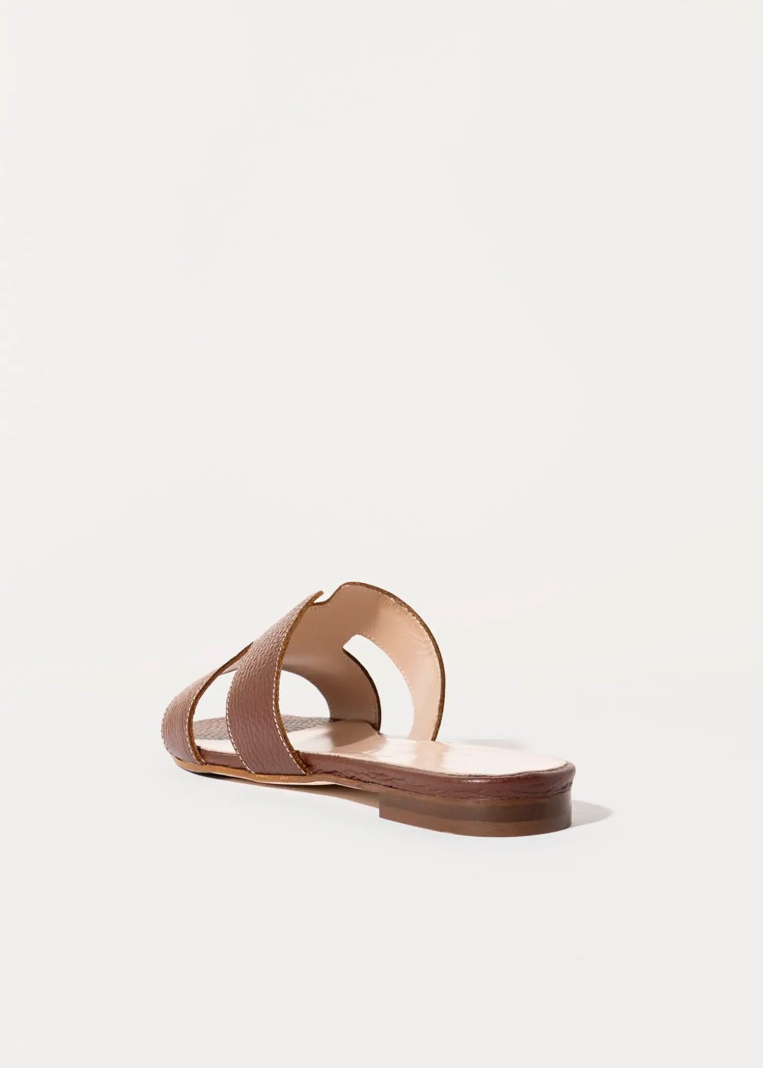 swatch_cuoio leather leather cutout sandal flat sandals