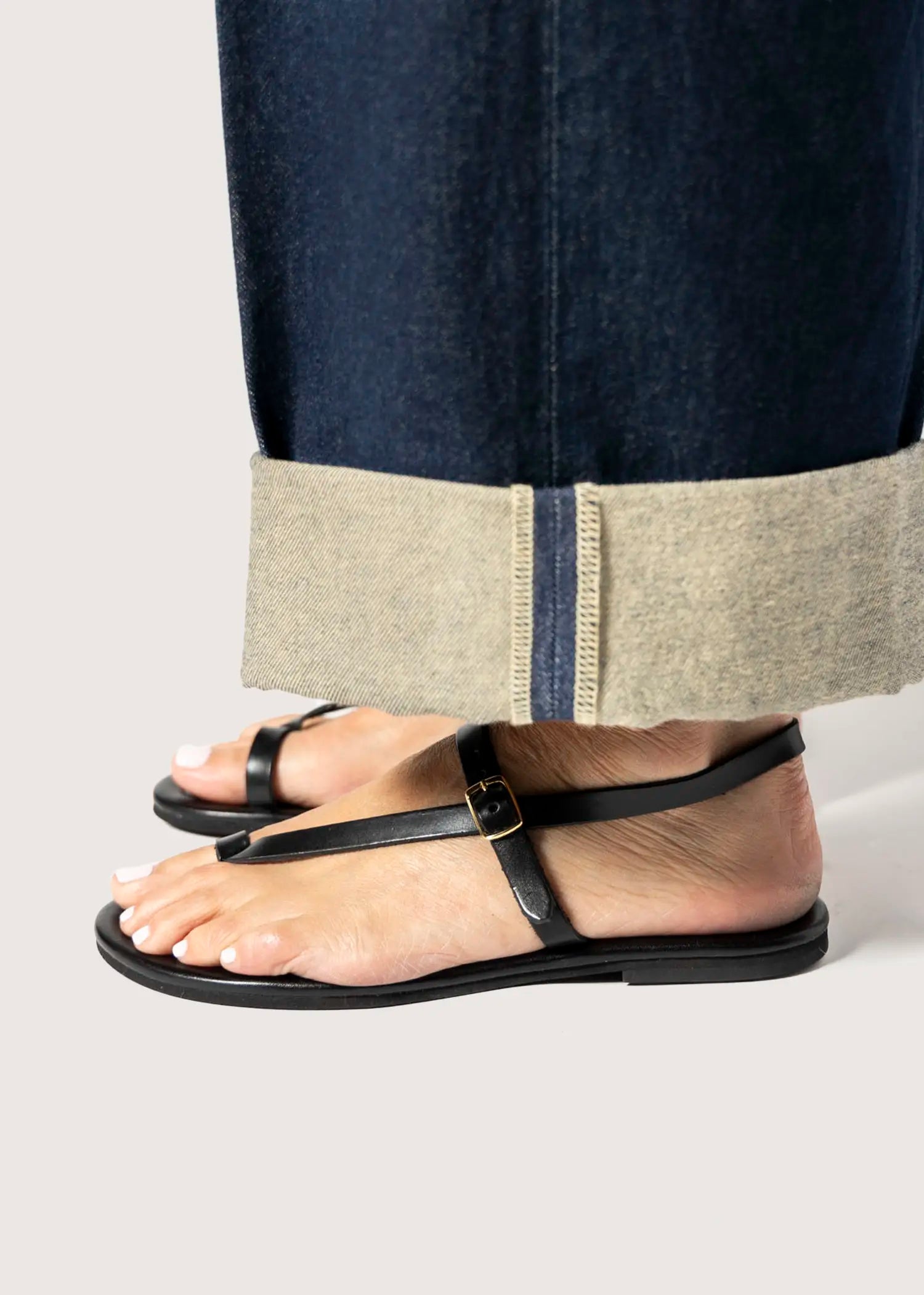 swatch_black leather strappy leather sandal flat sandals