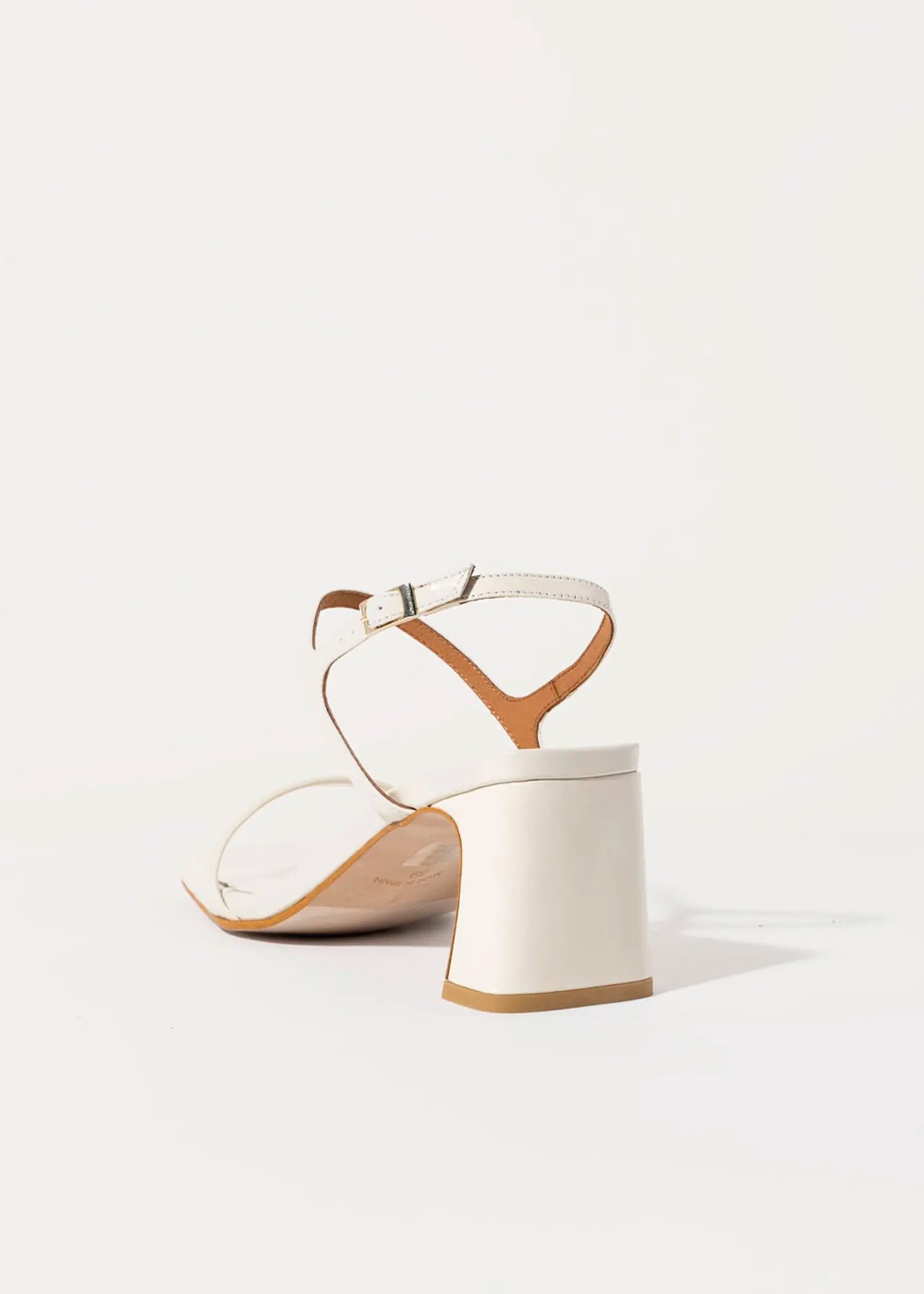 swatch_vanilla patent dominique leather sandal heeled sandals