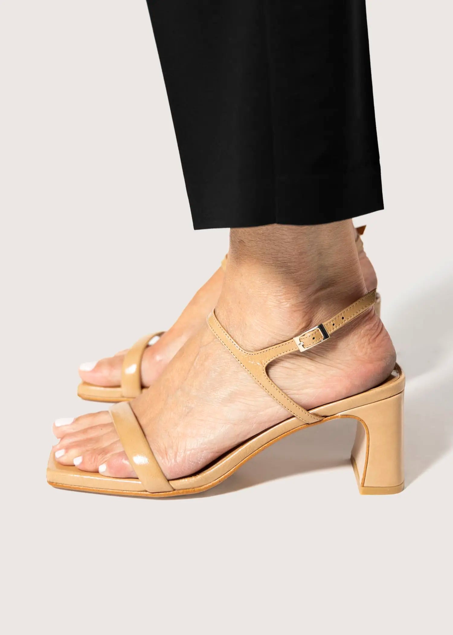 swatch_honey patent dominique leather sandal heeled sandals