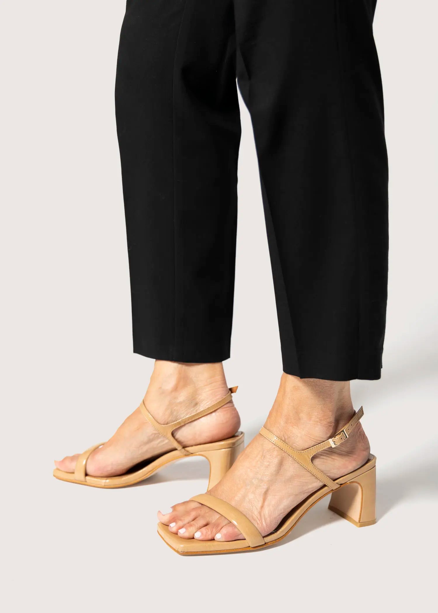 swatch_honey patent dominique leather sandal heeled sandals