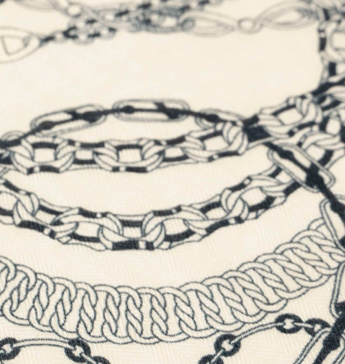 swatch_Beige chain print scarf