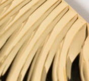 swatch_Gold shell pendant necklace