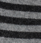 swatch_Grey striped triangle scarf